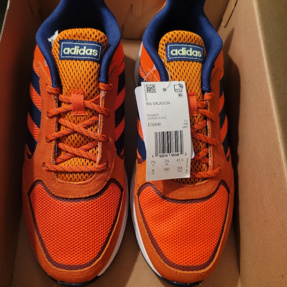 Adidas 90s Valasion running shoes